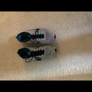 Nike flyknit runner